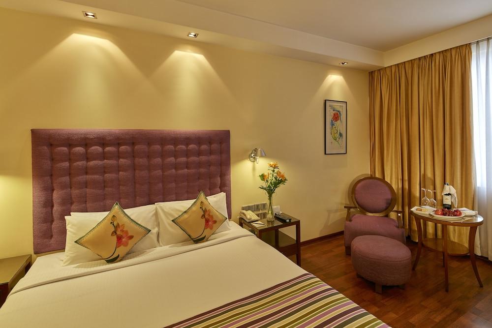 Royal Orchid Central Bangalore, Manipal Centre, Mg Road Εξωτερικό φωτογραφία